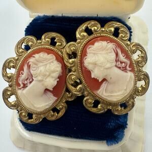 Miriam Haskell signed vintage gold tone pink resin cameo clip on earrings